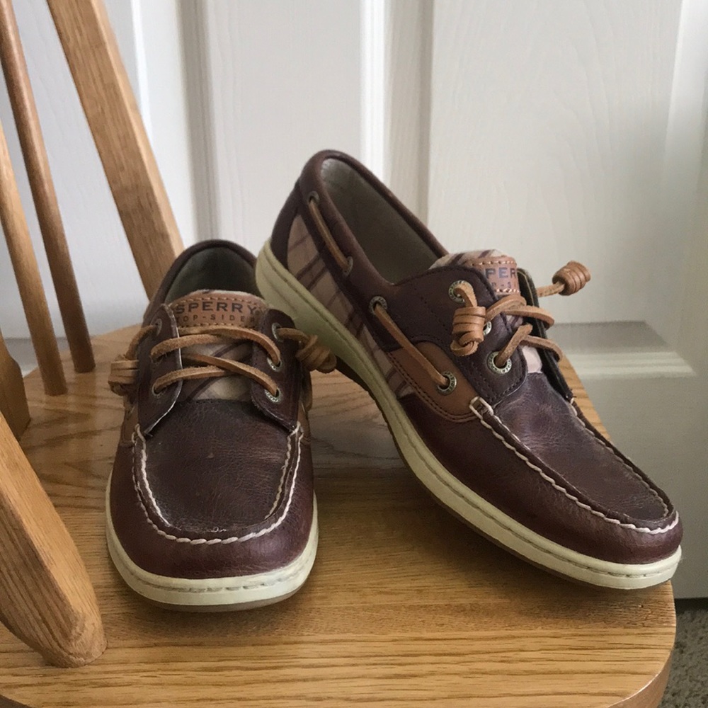 Brand new never worn Sperrys